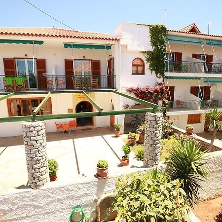 Maistreli Hotel Apartments Stoúpa Dış mekan fotoğraf