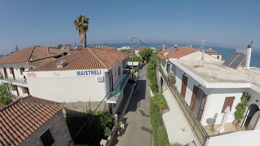 Maistreli Hotel Apartments Stoúpa Dış mekan fotoğraf