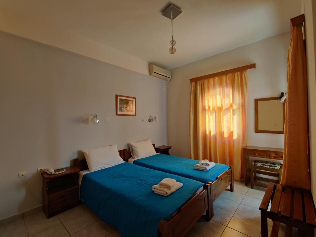 Maistreli Hotel Apartments Stoúpa Dış mekan fotoğraf