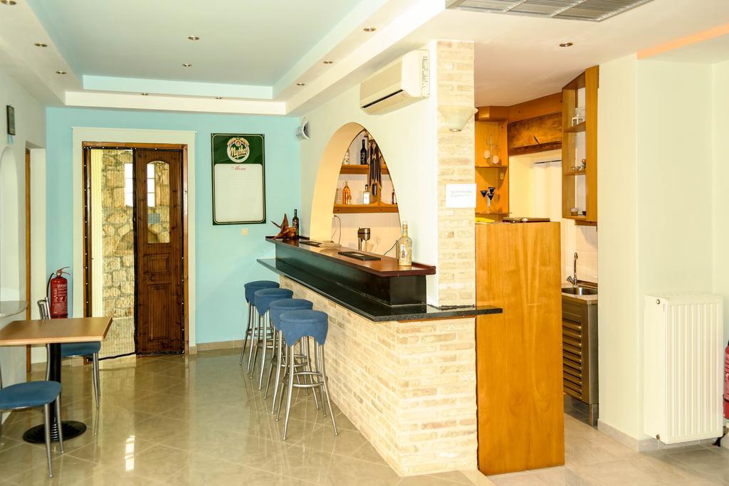 Maistreli Hotel Apartments Stoúpa Dış mekan fotoğraf