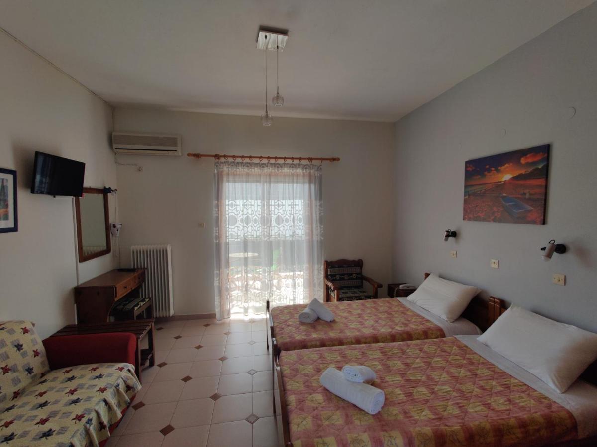 Maistreli Hotel Apartments Stoúpa Dış mekan fotoğraf