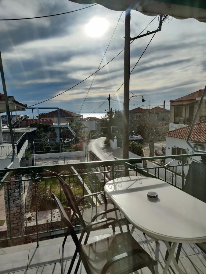 Maistreli Hotel Apartments Stoúpa Dış mekan fotoğraf